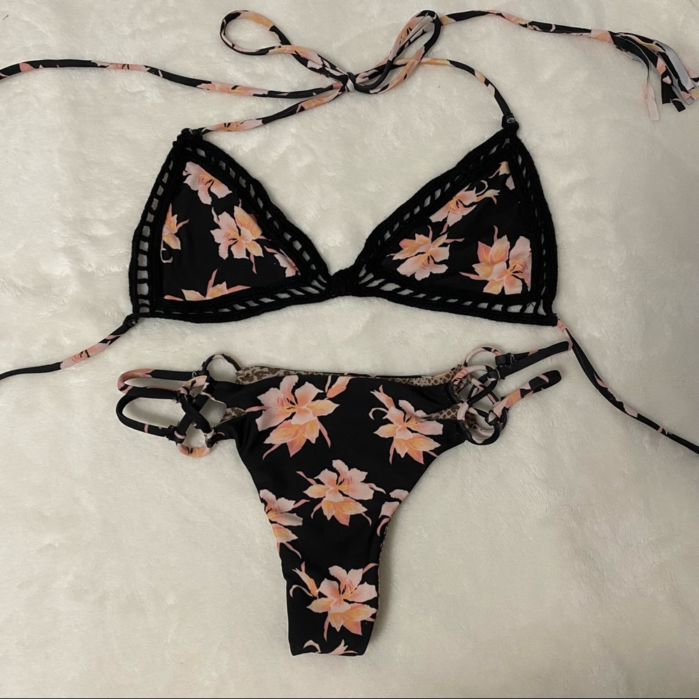 ACACIA BLACK ORCHID SET